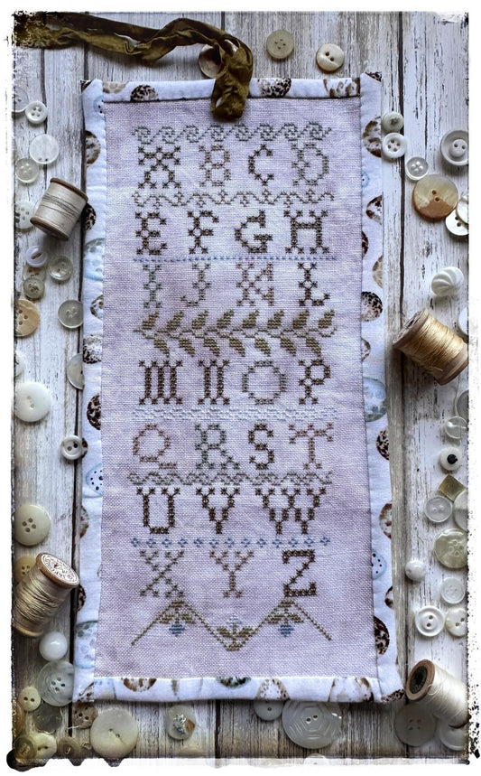 Eyelet Sampler Sewing Roll